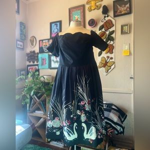 NWT, Never Worn Belle Poque Scalloped Off Shoulder Swan Cocktail Dress
